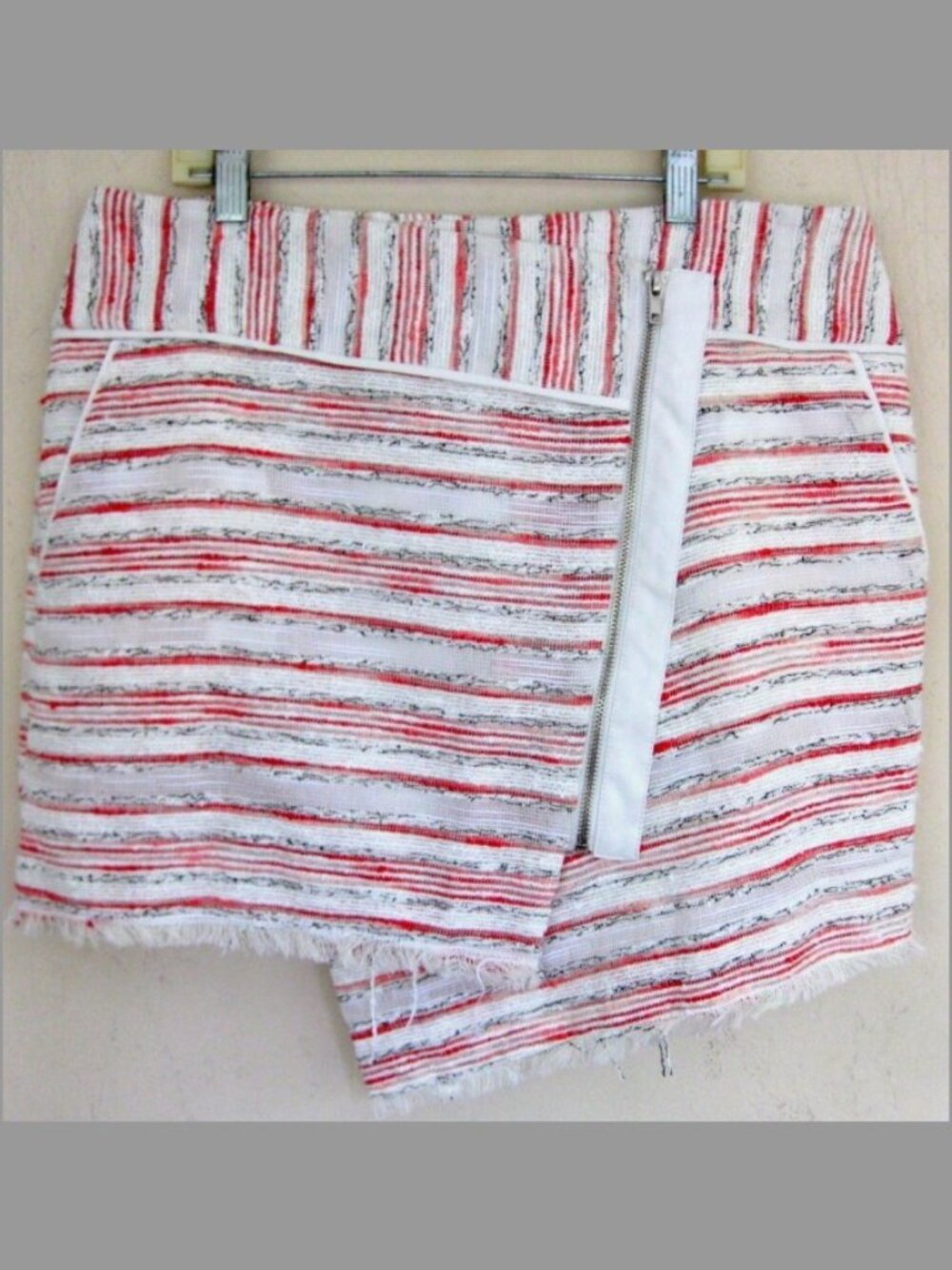 NWT Striped wrap mini skirt M  Red White Exposed zip Asymmetric Walter Baker New